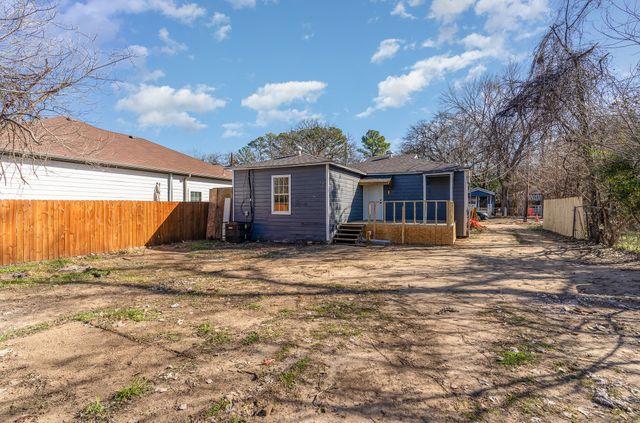 4739 Stokes Street, Dallas, TX 75216
