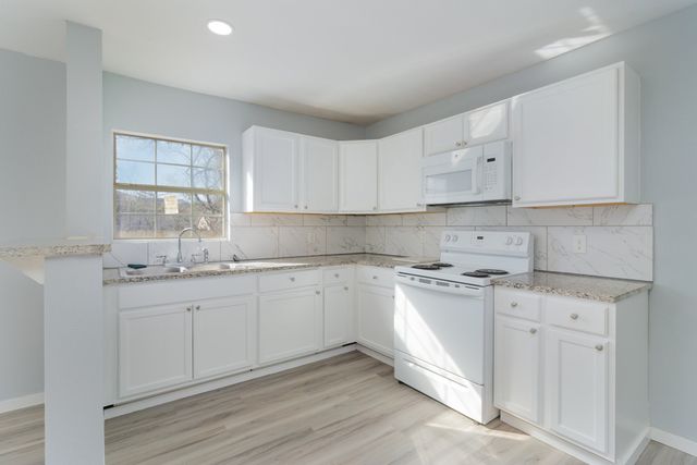 4739 Stokes Street, Dallas, TX 75216