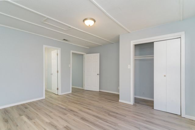 4739 Stokes Street, Dallas, TX 75216