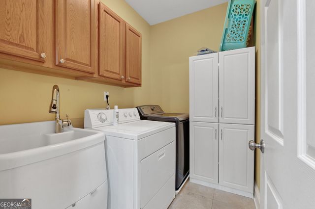 1442 Swiftwater Circle, Mcdonough, GA 30252