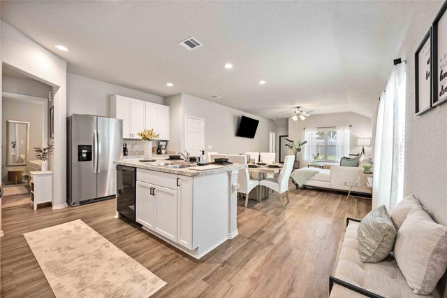 10527 Meadow Saffron Drive, Houston, TX 77016