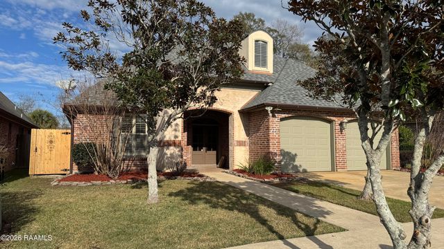 209 Metairie Court, Lafayette, LA 70503
