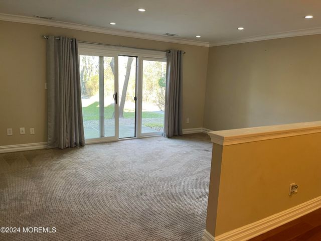 173 Edinburgh Court, Matawan, NJ 07747