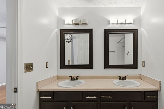 2031 Pinnacle Pointe Drive, Norcross, GA 30071