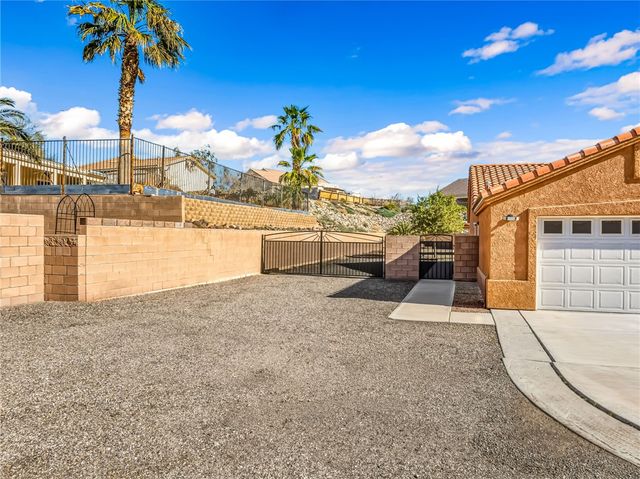 2419 E Pawnee Circle, Fort Mohave, AZ 86426