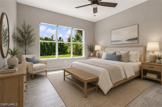2022 Fairmont LN, Naples, FL 34120