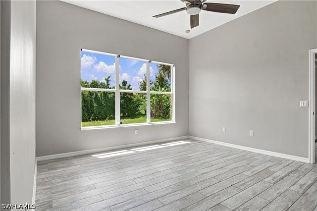 2022 Fairmont LN, Naples, FL 34120