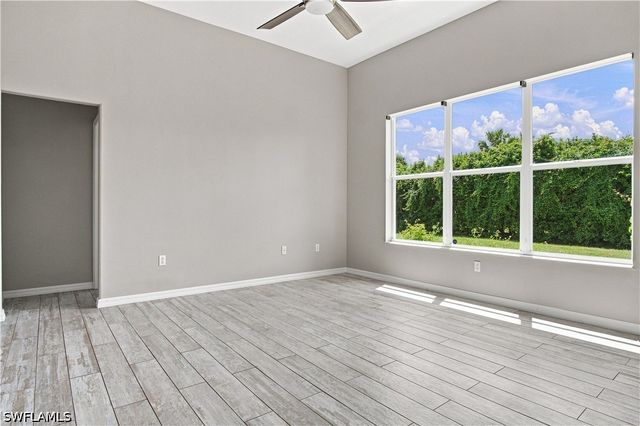 2022 Fairmont LN, Naples, FL 34120