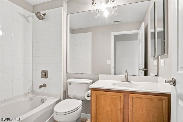 2022 Fairmont LN, Naples, FL 34120