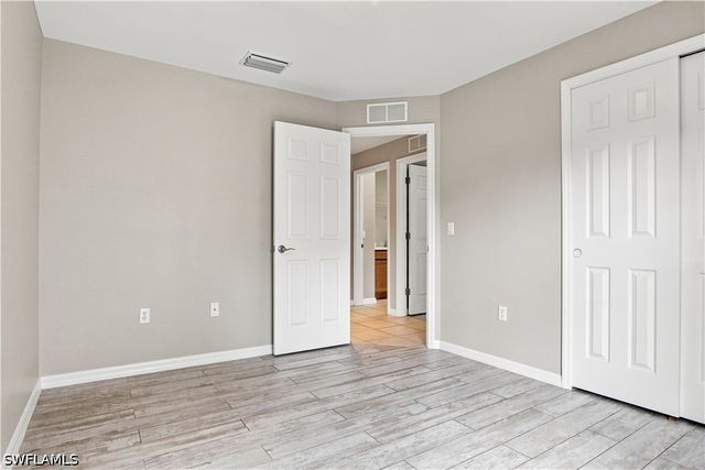 2022 Fairmont LN, Naples, FL 34120
