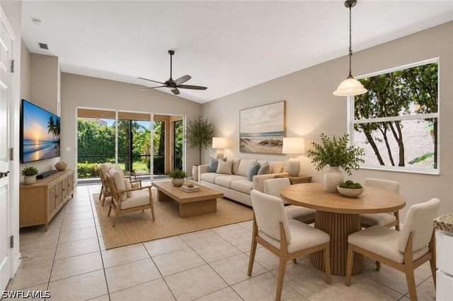 2022 Fairmont LN, Naples, FL 34120
