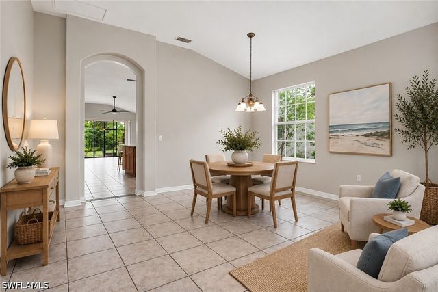 2022 Fairmont LN, Naples, FL 34120