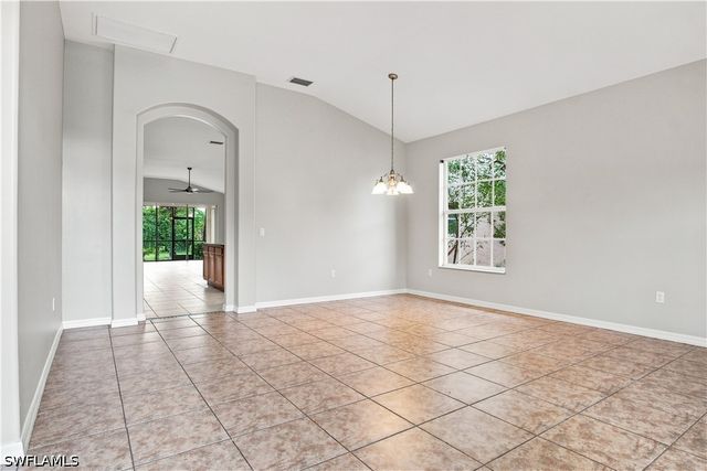 2022 Fairmont LN, Naples, FL 34120