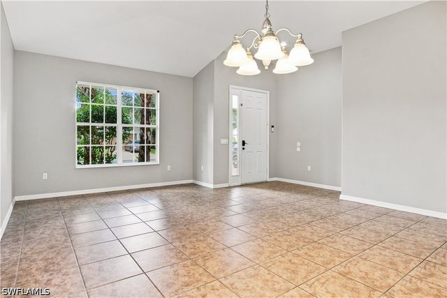 2022 Fairmont LN, Naples, FL 34120