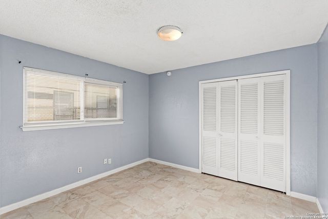 5726 ALNWICK ST, San Antonio, TX 78228