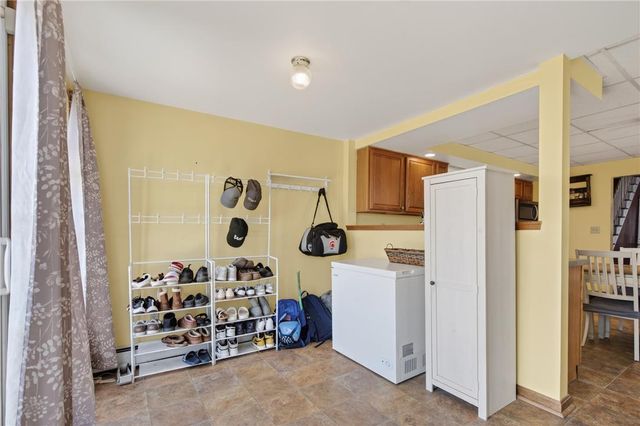 328 South Lehigh Avenue, Frackville, PA 17931