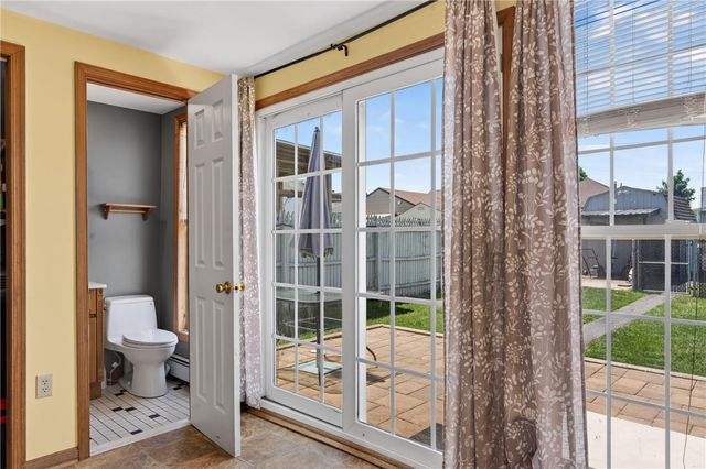 328 South Lehigh Avenue, Frackville, PA 17931