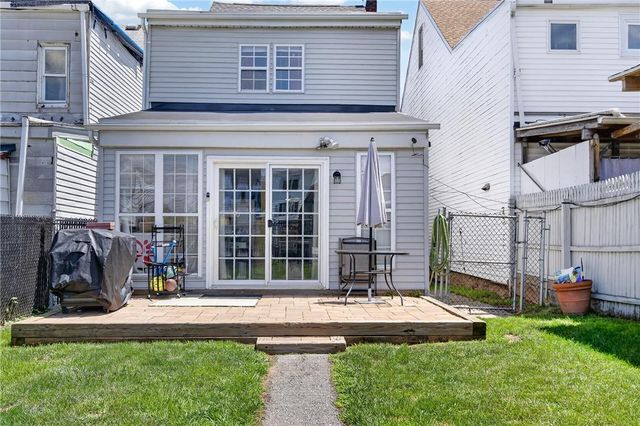 328 South Lehigh Avenue, Frackville, PA 17931