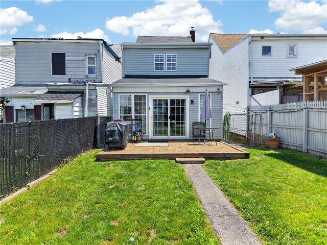 328 South Lehigh Avenue, Frackville, PA 17931
