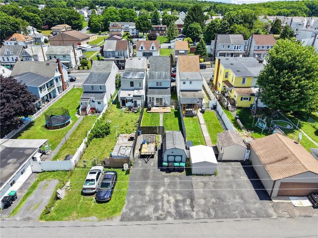 328 South Lehigh Avenue, Frackville, PA 17931