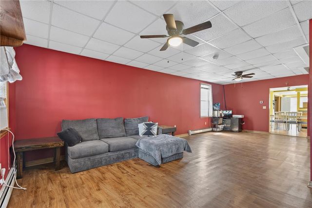 328 South Lehigh Avenue, Frackville, PA 17931