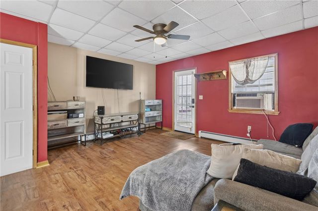 328 South Lehigh Avenue, Frackville, PA 17931