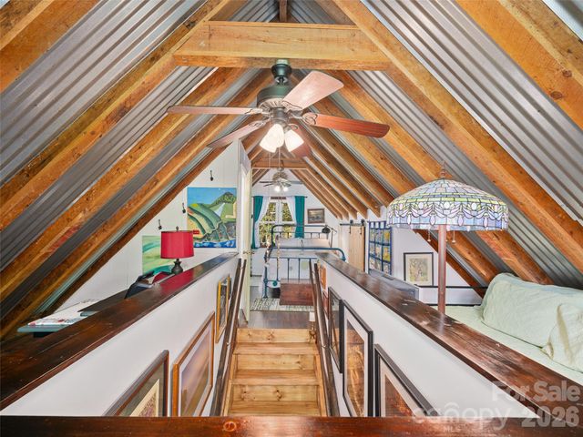886 Three Quarter Creek Road, Burnsville, NC 28714