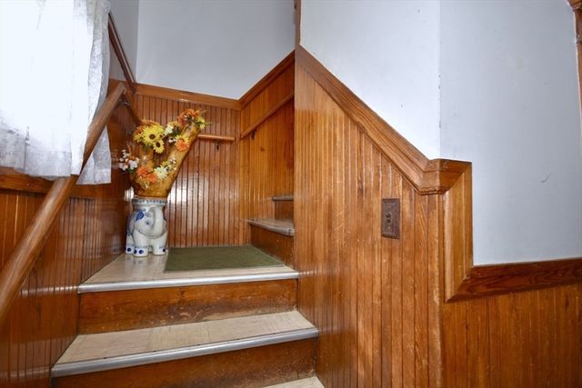 17 Norwell Street, Dartmouth, MA 02748