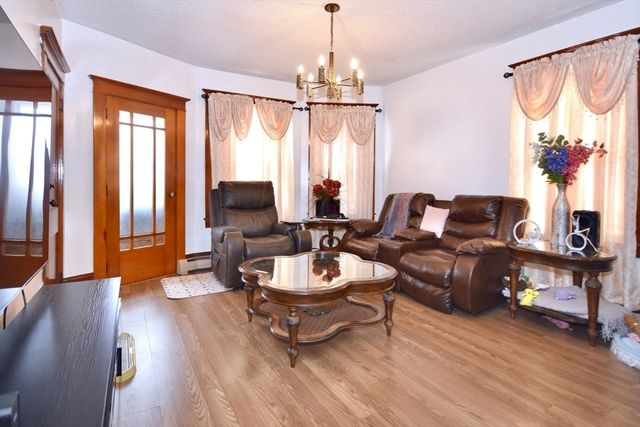 17 Norwell Street, Dartmouth, MA 02748