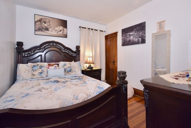 17 Norwell Street, Dartmouth, MA 02748