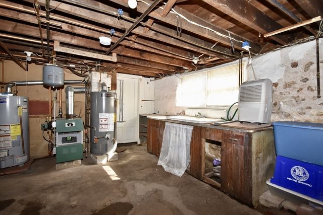 17 Norwell Street, Dartmouth, MA 02748