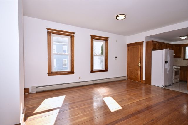 17 Norwell Street, Dartmouth, MA 02748