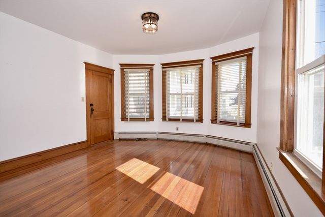 17 Norwell Street, Dartmouth, MA 02748