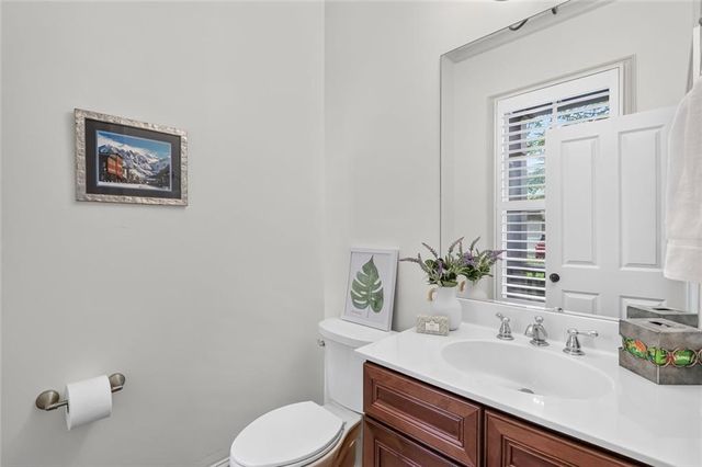 2058 Heathermere Way, Roswell, GA 30075