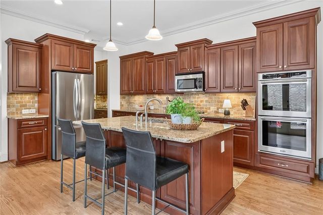 2058 Heathermere Way, Roswell, GA 30075