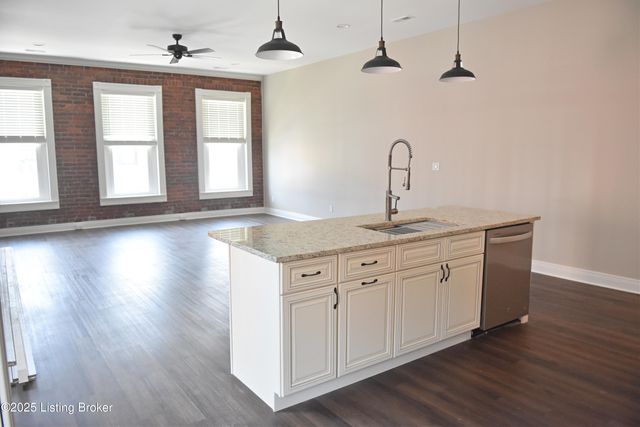 177 Pope St, Louisville, KY 40206