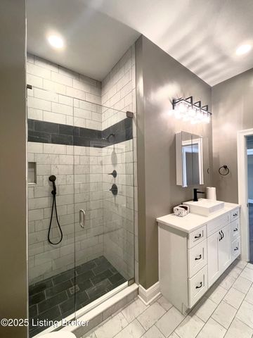 177 Pope St, Louisville, KY 40206