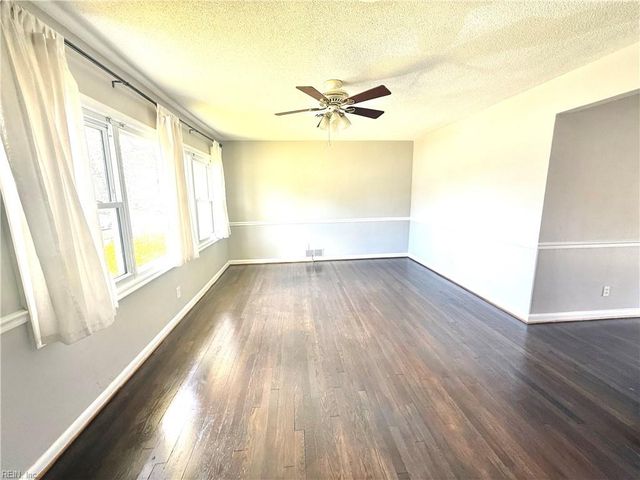 8447 Capeview AVE, Norfolk, VA 23503