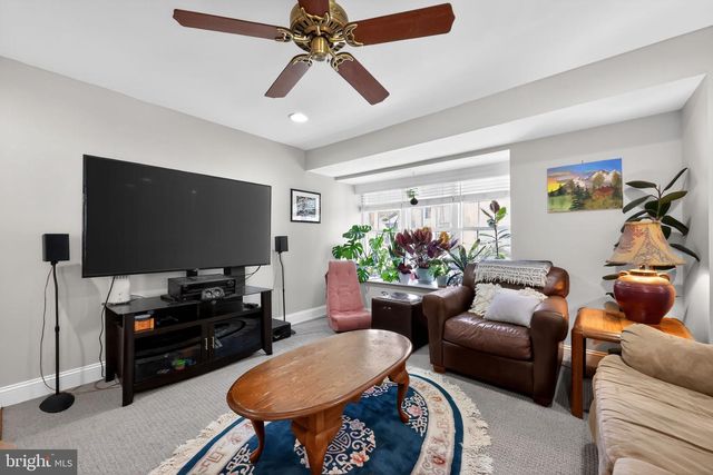 119 KINGS CROFT, Cherry Hill, NJ 08034