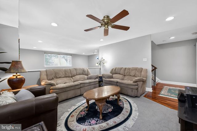 119 KINGS CROFT, Cherry Hill, NJ 08034