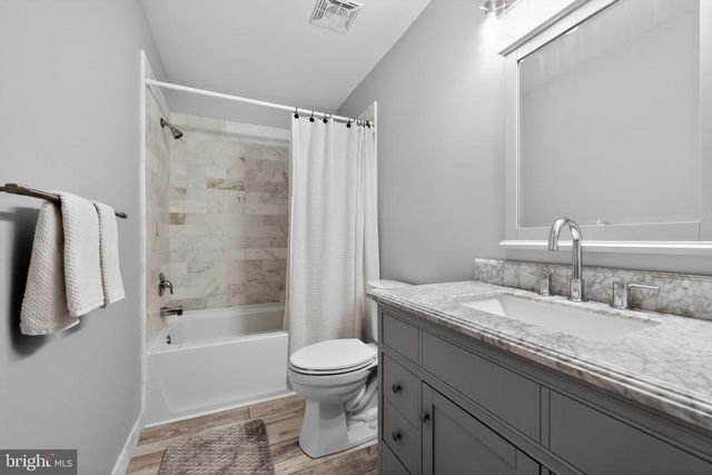 119 KINGS CROFT, Cherry Hill, NJ 08034