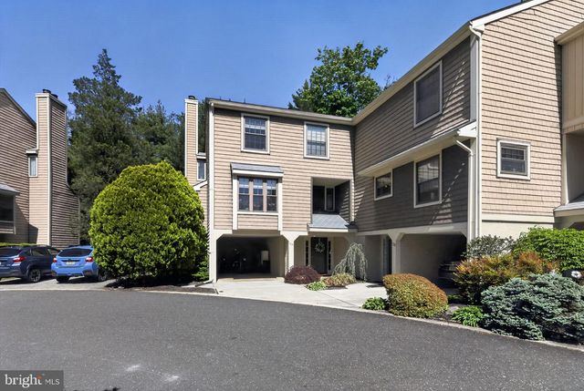 119 KINGS CROFT, Cherry Hill, NJ 08034