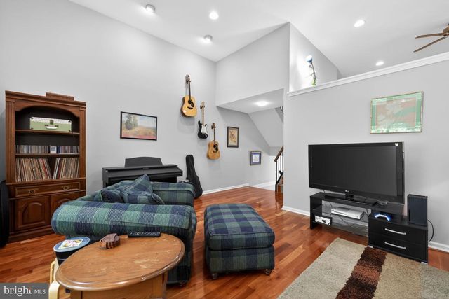 119 KINGS CROFT, Cherry Hill, NJ 08034