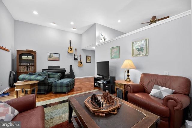 119 KINGS CROFT, Cherry Hill, NJ 08034