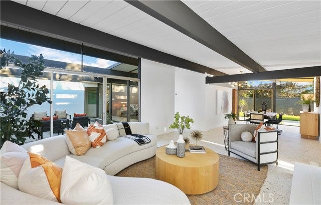 3730 E Casselle Avenue, Orange, CA 92869