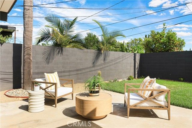 3730 E Casselle Avenue, Orange, CA 92869