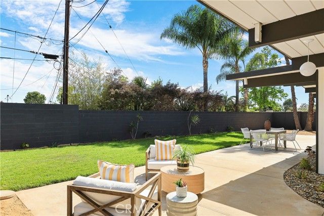 3730 E Casselle Avenue, Orange, CA 92869