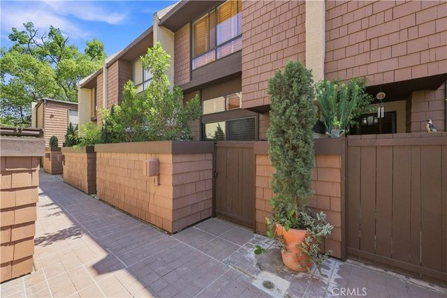 1349 N Columbus 4, Glendale, CA 91202