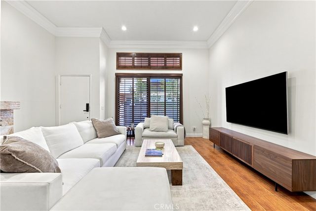 1349 N Columbus 4, Glendale, CA 91202