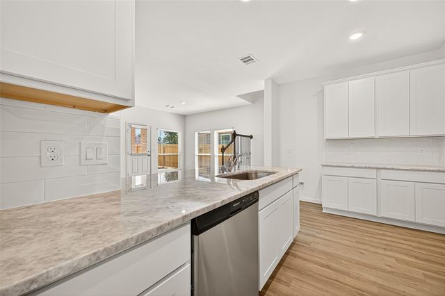 27318 Axis Deer Trail, Magnolia, TX 77354